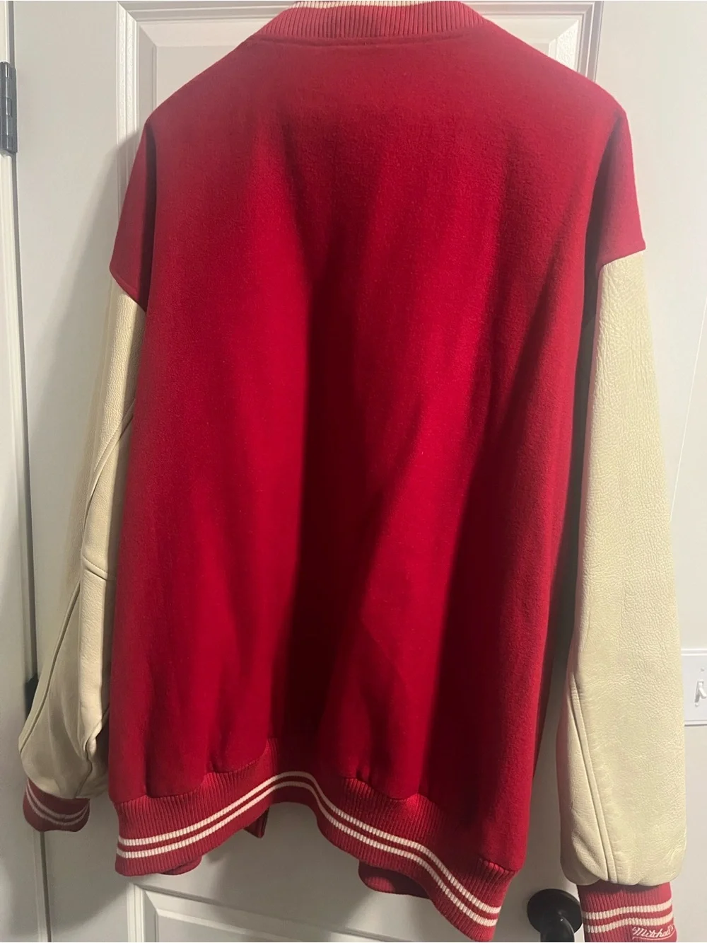 Mitchell & Ness Red and Cream Detroit Red Wings Varsity Jacket size 60(4XL)